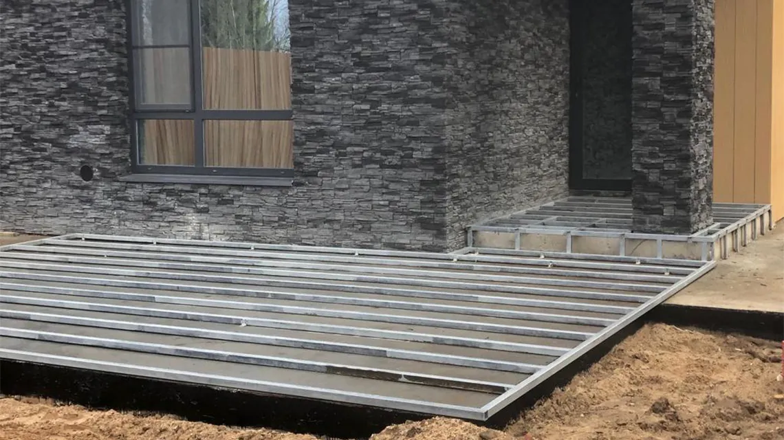 Крепление террасной доски: способы, инструменты и ошибки